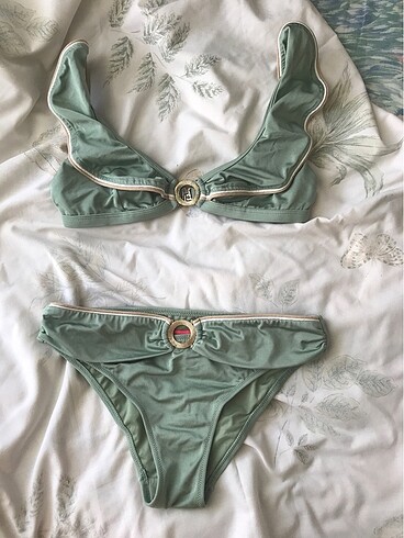 Victoria s Secret Lily and rose bikini takımı