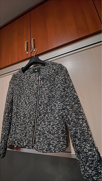 H&M Cekett