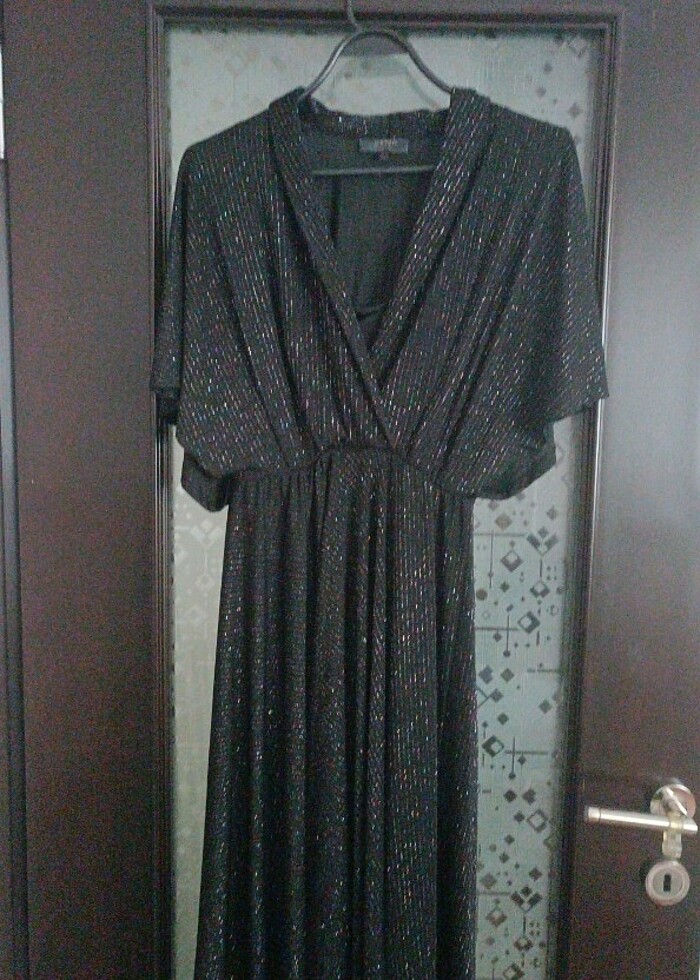 Koton marka parıltılı elbise - Görsel 2