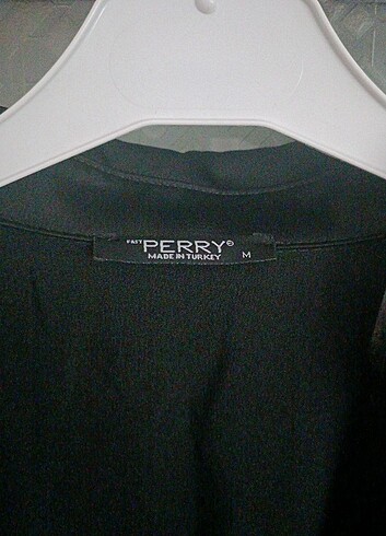 Yırtmaçlı saten siyah elbise - Görsel 4