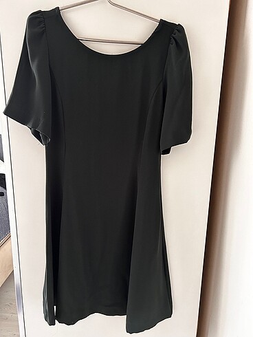 Mango belden oturtmalı elbise