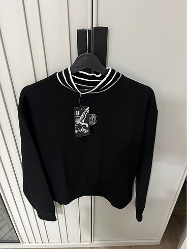 m Beden Beşiktaş Store Kadın Sweatshirt