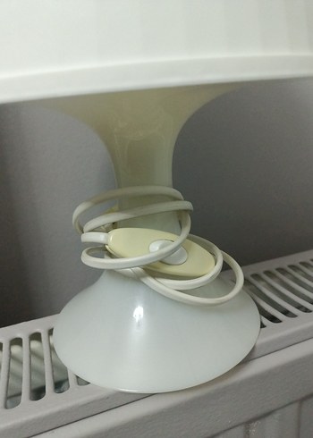 Beyaz Masa Lambası - Görsel 4