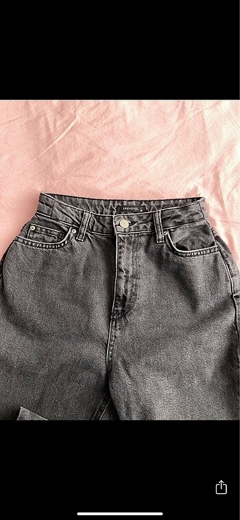 Trendyol & Milla Siyah mom jean