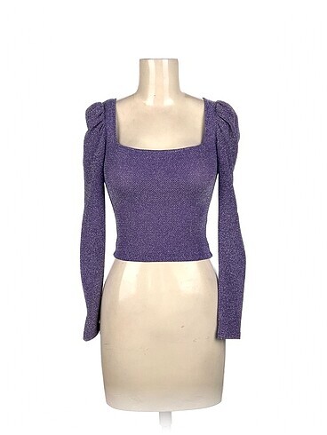 H&M Bluz %70 İndirimli.