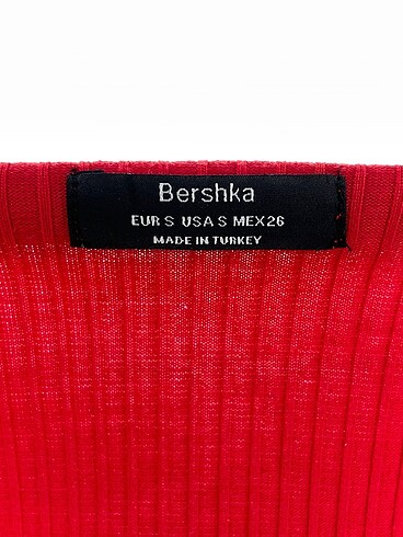s Beden kırmızı Renk Bershka Mini Üst %70 İndirimli.