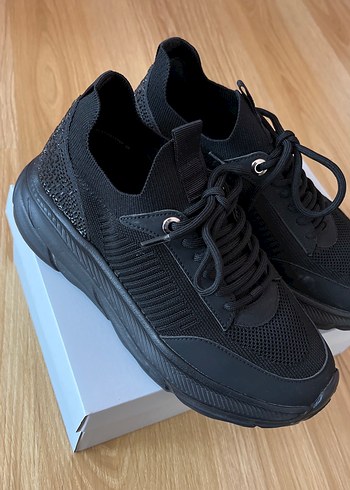 DERİMOD Siyah Bağcıklı Spor Ayakkabı - Görsel 2