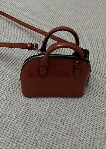 ZARA Parlak Deri Kadın Çanta - Görsel 3