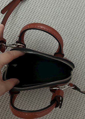 ZARA Parlak Deri Kadın Çanta - Görsel 7