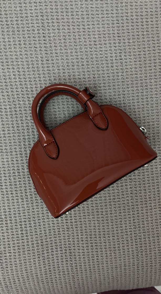 ZARA Parlak Deri Kadın Çanta - Görsel 2