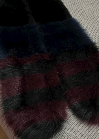 OXXO Uzun Çok Renkli Kürk Detaylı Kadın Peluş - Görsel 4