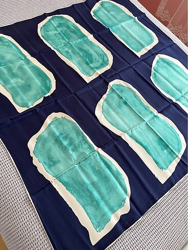 Beden İTHAL TWILL EŞARP