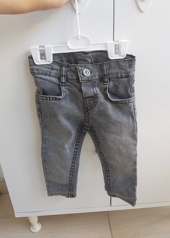 Gri Erkek Çocuk Dar Kesim Denim Pantolon