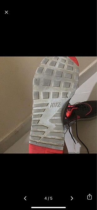 40 Beden Nike Spor Ayakkabı