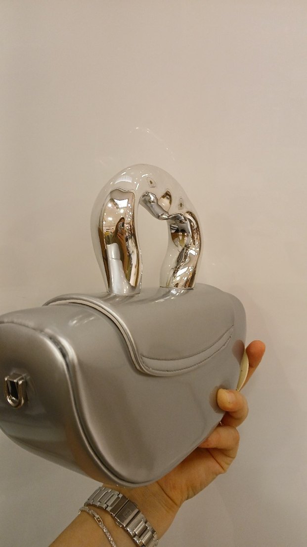 Klasik Elegan Metal Saplı Gümüş  Kadın Çanta - Görsel 2