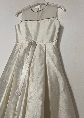 Kız Çocuk Beyaz Saten Pliseli Elbise - Görsel 3