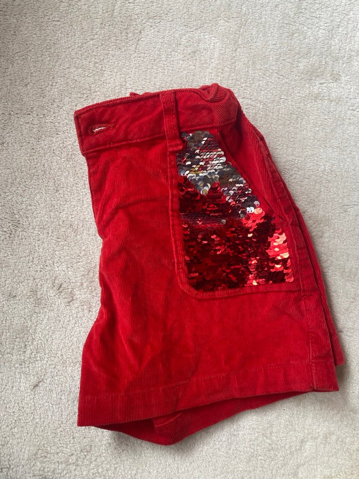 Kız Çocuk Kırmızı Payetli Rahat Şort - Görsel 3