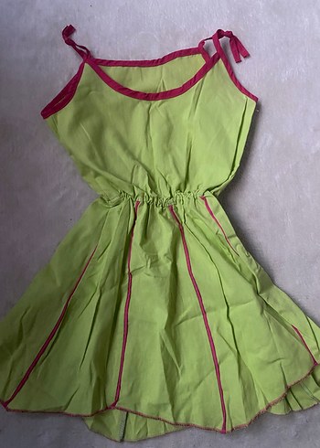 Yeşil Pilili Kolsuz Kız Elbisesi - Görsel 2