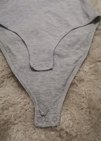 Gri Askılı V Yakalı bady - Görsel 2