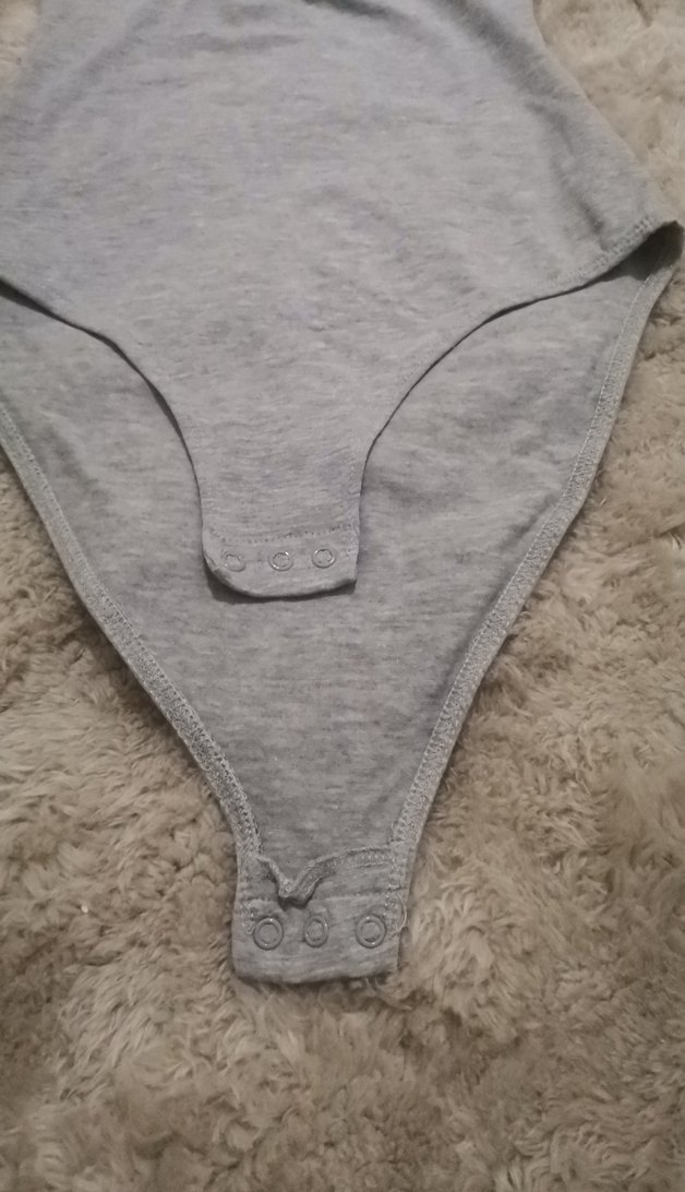 Gri Askılı V Yakalı bady - Görsel 2