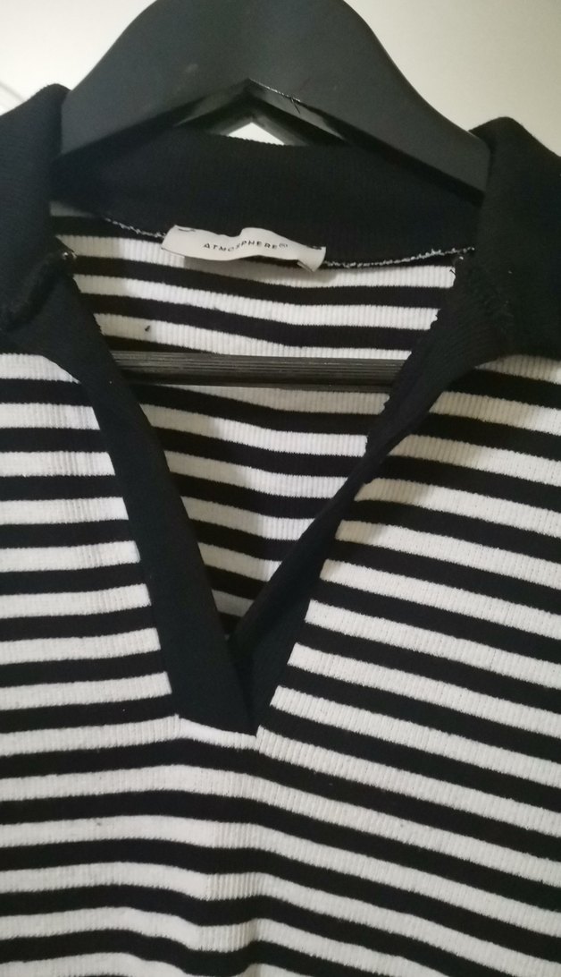 Düğmeli Siyah Beyaz Çizgili Kadın Gömlek - Görsel 2