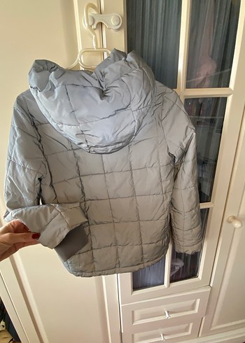 Gri Kapüşonlu Fermuarlı Kadın Kışlık Mont - Görsel 4