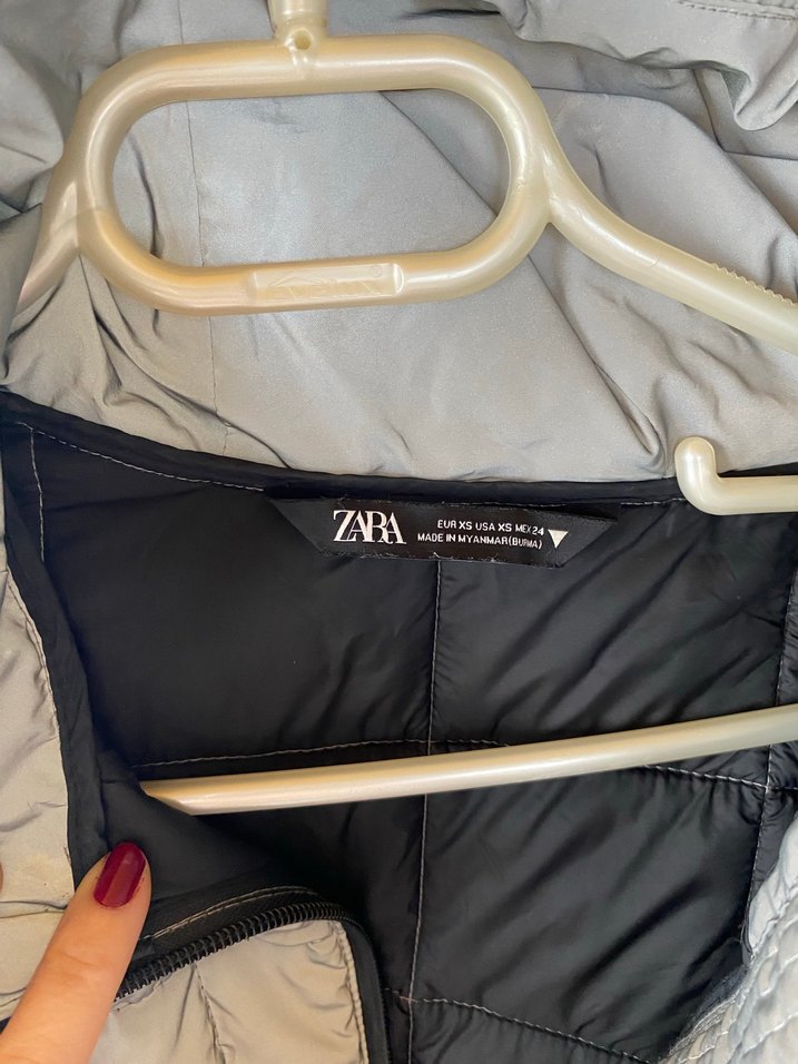 Gri Kapüşonlu Fermuarlı Kadın Kışlık Mont - Görsel 2