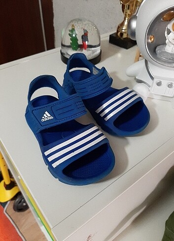 25 Beden mavi Renk Adidas sandaley