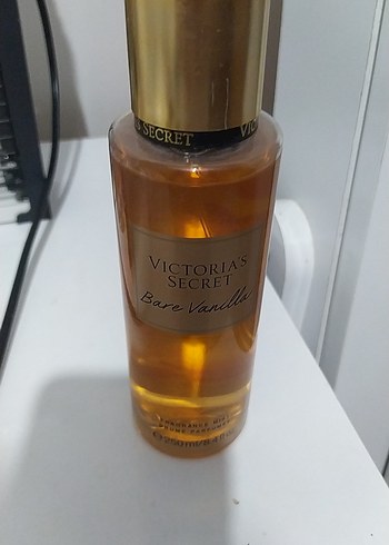 Victoria's Secret Bare Vanilla Kadın Parfümü