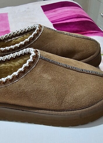 Ugg bot