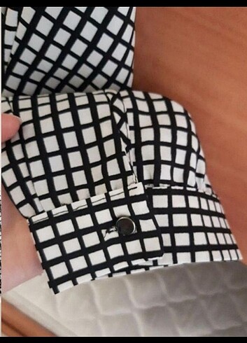 m Beden siyah Renk Quzu yarasa kol kareli gömlek