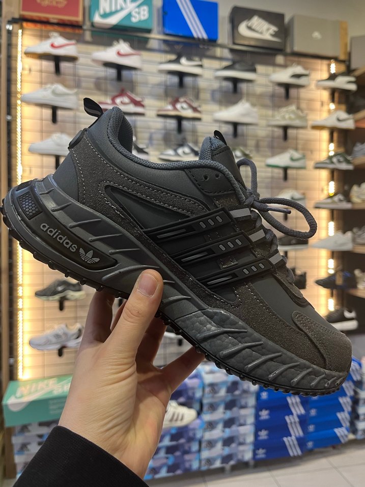 Adidas - Görsel 2
