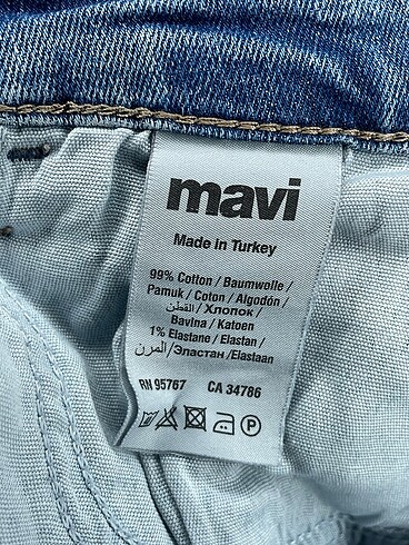 26 Beden mavi Renk Mavi Jeans Jean / Kot %70 İndirimli.