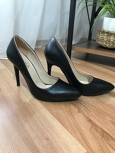 Diğer Stiletto ayakkabı