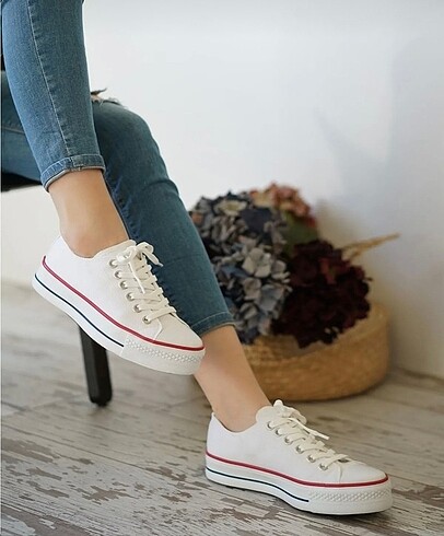 Converse Kadın yüksek taban spor ayakkabı