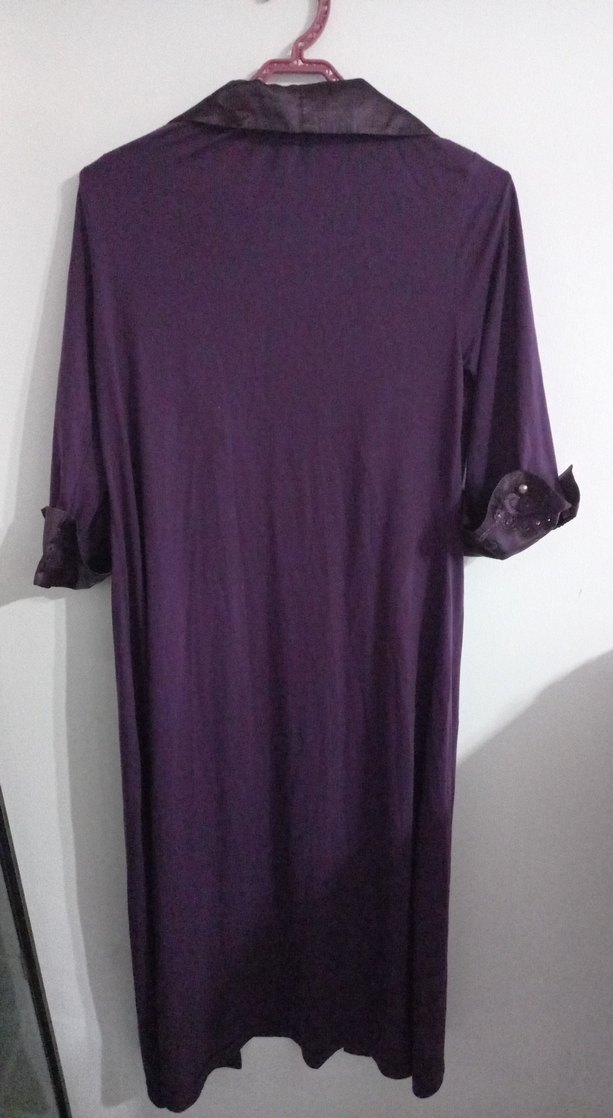 Uzun Mor Gotik Nakışlı Kadın Sabahlık - Görsel 3