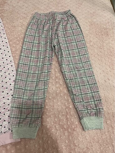 7 Yaş Beden 6?7?8 yaş olur pijama alt