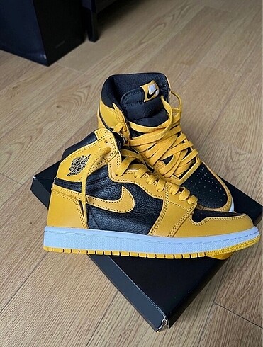 36 Beden Nike Air Jordan 1 Retro High Pollen