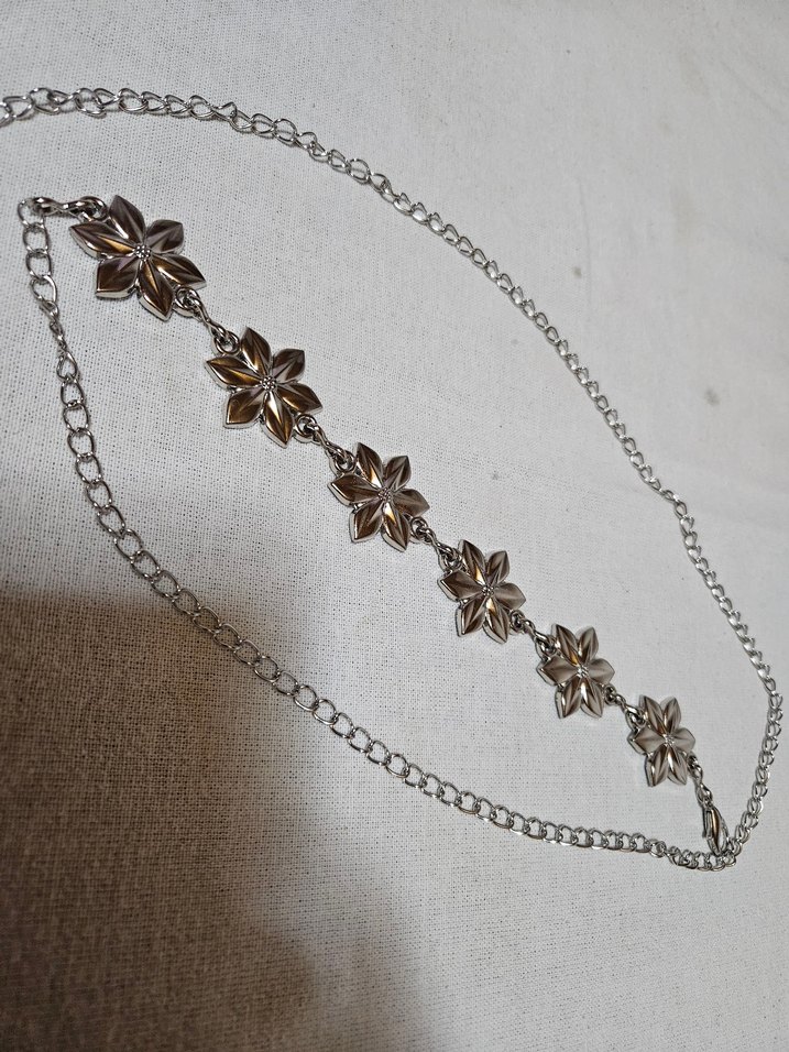 Çiçek Detaylı Zincir Kemer - Görsel 3