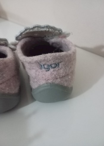 Kız Çocuk Gri Nakışlı Sıcak Ev Terliği - Görsel 2