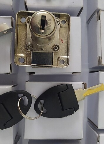 14 adet mobilya çekmece kilidi 