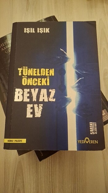 Tünelden önceki beyaz ev