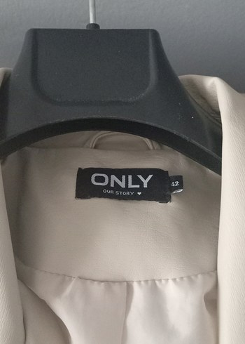 Kadın Beyaz Deri Ceket, Düğmeli, Orta Boy - Görsel 4