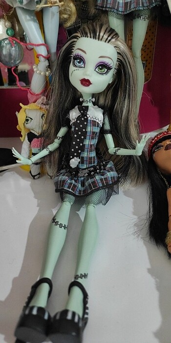 monster high REZERVE 