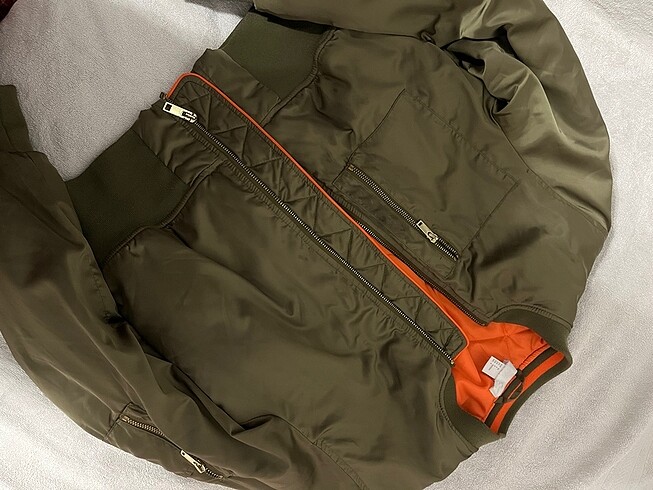 H&M hali yeşili bomber ceket