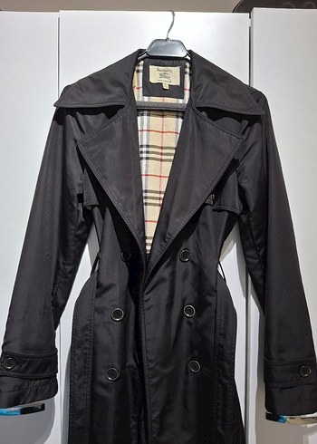 m Beden siyah Renk Burberry Kemerli Siyah Trençkot