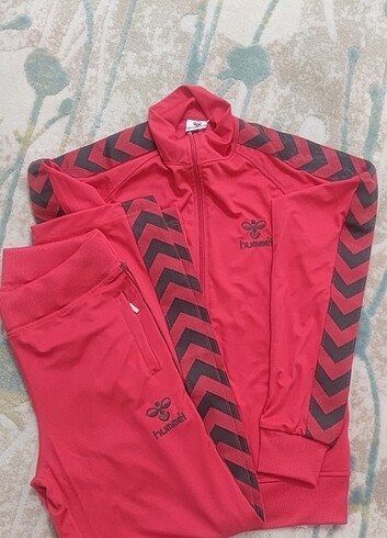 Hummel Eşofman takımı 
