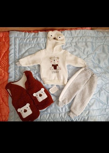 Diğer Erkek bebek 9/12 aylık takım hpsi