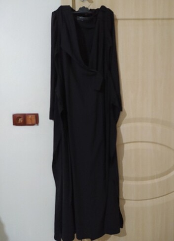 Siyah şık elbise