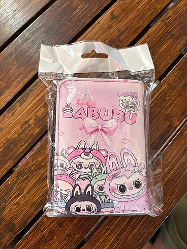 Labubu cüzdan